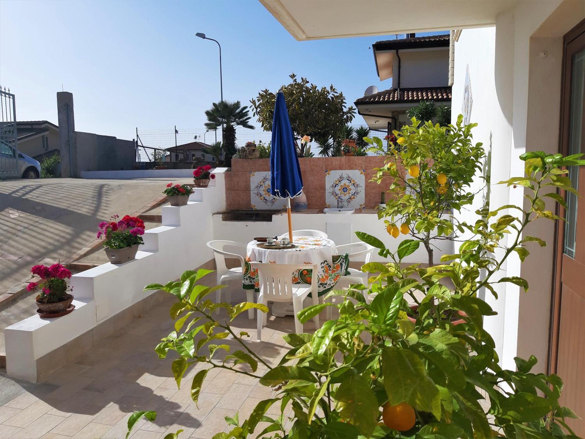 Apartamento Casa Vacanze Bergamotto & Limoni Drapia Exterior foto